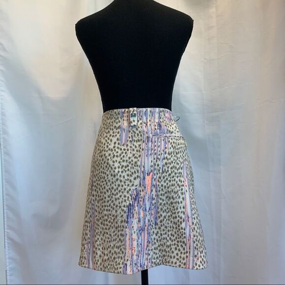 DKNY Golf Leopard cheetah animal print tan brown lilac peach skirt Sz 10 NWOT - Picture 5 of 13